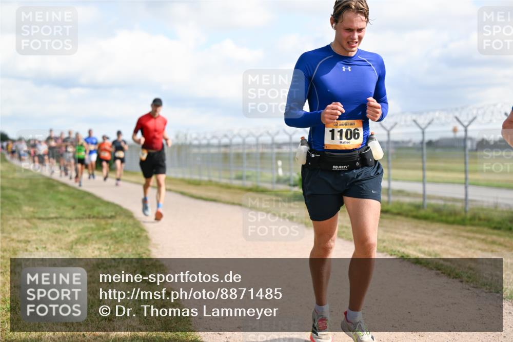 14.09.2025 - Airport Race Dr. Thomas Lammeyer http://msf.ph/oto/8871485 14.09.2025 12:16:03 Laufen 1106 meine-sportfotos.de