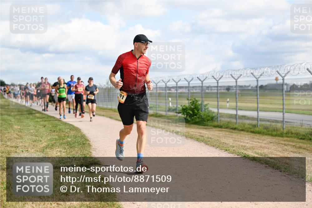 14.09.2025 - Airport Race Dr. Thomas Lammeyer http://msf.ph/oto/8871509 14.09.2025 12:16:06 Laufen 91 meine-sportfotos.de
