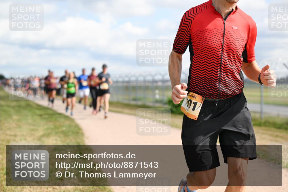 14.09.2025 - Airport Race Dr. Thomas Lammeyer http://msf.ph/oto/8871543 14.09.2025 12:16:07 Laufen 01 meine-sportfotos.de