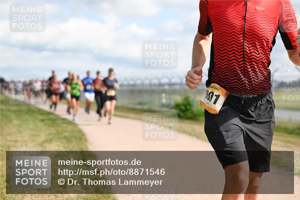 14.09.2025 - Airport Race Dr. Thomas Lammeyer http://msf.ph/oto/8871546 14.09.2025 12:16:07 Laufen 01 meine-sportfotos.de