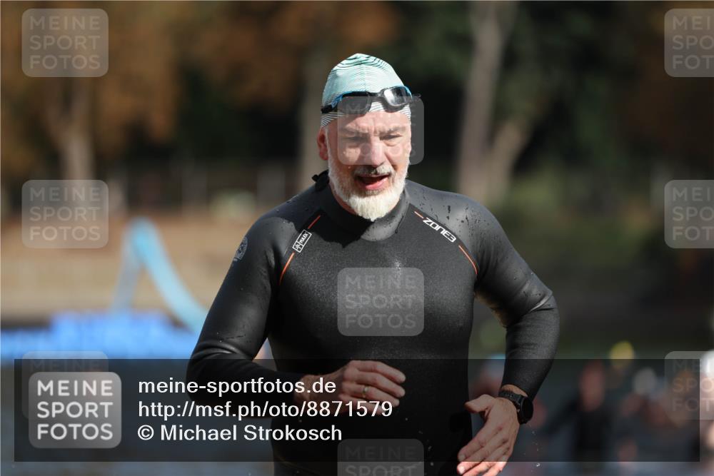 14.09.2025 - Stadtparktriathlon Michael Strokosch http://msf.ph/oto/8871579 14.09.2025 11:34:37 Schwimmen 1094 meine-sportfotos.de