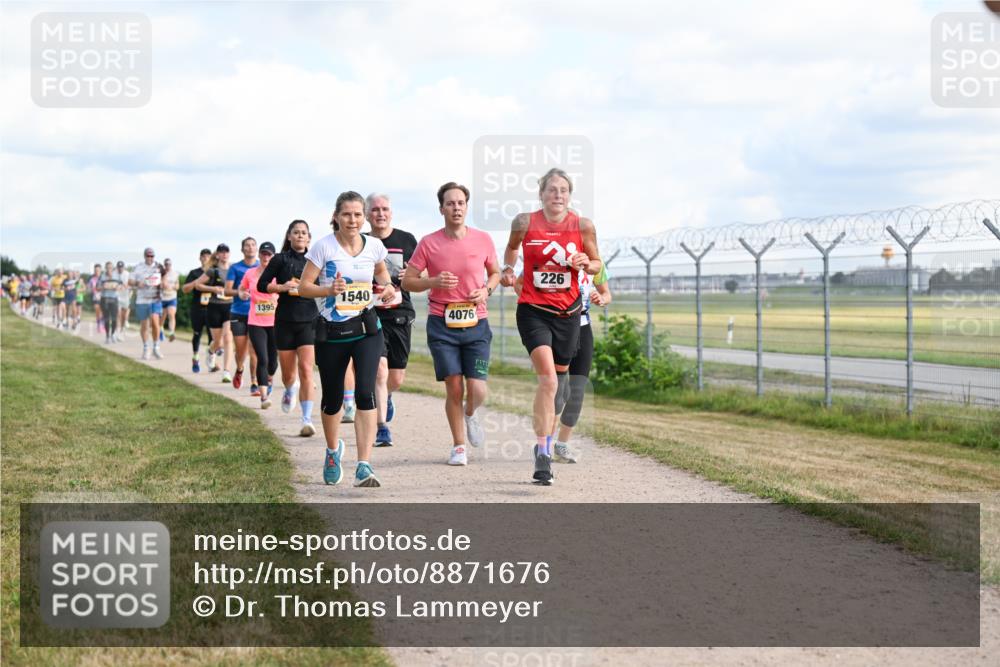14.09.2025 - Airport Race Dr. Thomas Lammeyer http://msf.ph/oto/8871676 14.09.2025 12:16:16 Laufen 1395, 1540, 4076, 226 meine-sportfotos.de