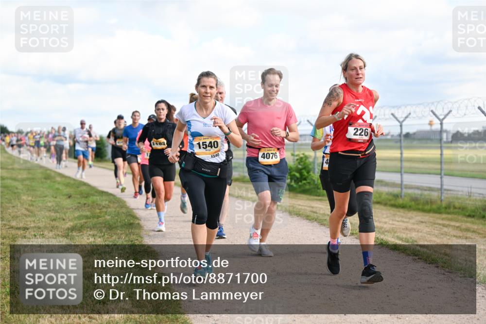 14.09.2025 - Airport Race Dr. Thomas Lammeyer http://msf.ph/oto/8871700 14.09.2025 12:16:17 Laufen 1183, 1540, 1540, 4076, 4, 226 meine-sportfotos.de