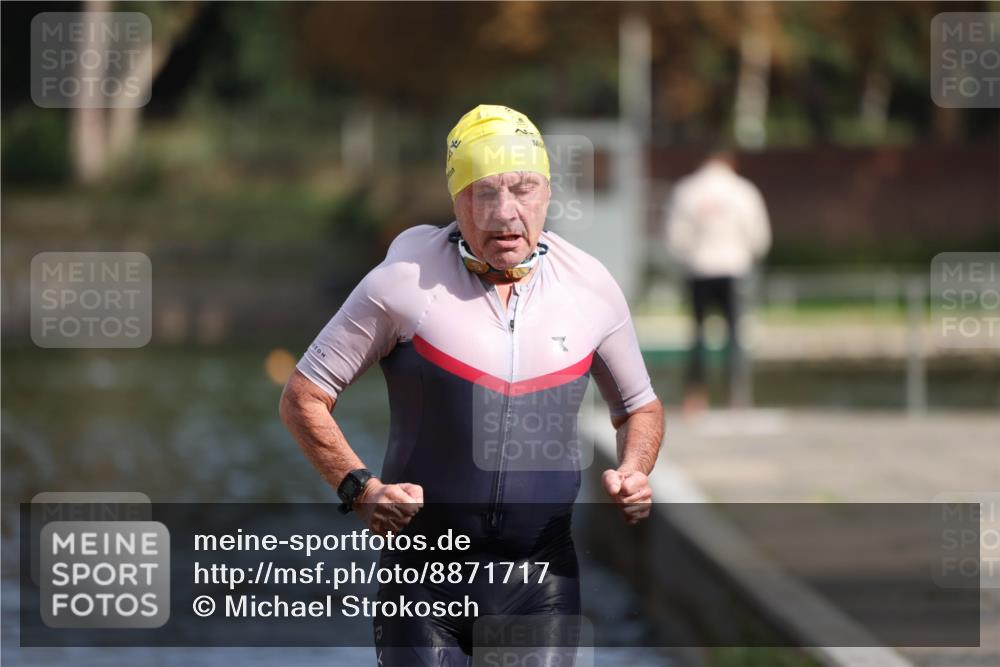 14.09.2025 - Stadtparktriathlon Michael Strokosch http://msf.ph/oto/8871717 14.09.2025 11:36:01 Schwimmen 1059 meine-sportfotos.de
