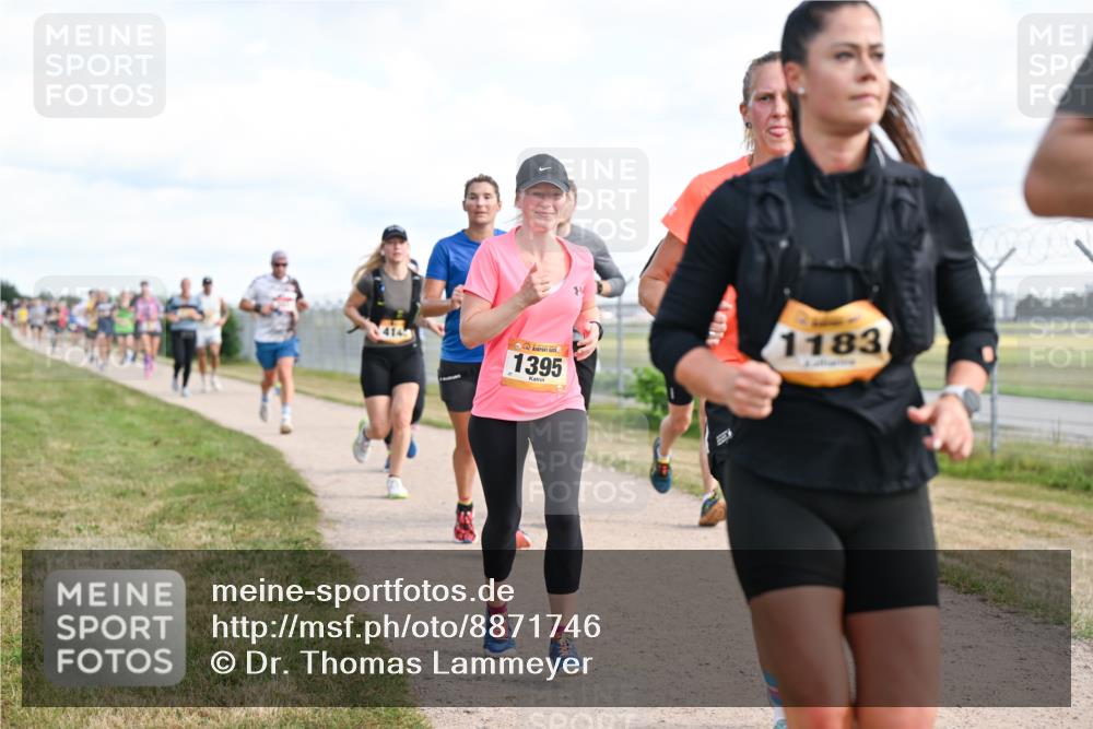 14.09.2025 - Airport Race Dr. Thomas Lammeyer http://msf.ph/oto/8871746 14.09.2025 12:16:20 Laufen 4145, 1183, 1395 meine-sportfotos.de