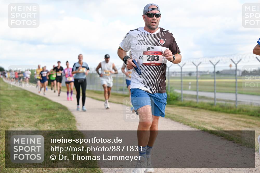 14.09.2025 - Airport Race Dr. Thomas Lammeyer http://msf.ph/oto/8871831 14.09.2025 12:16:25 Laufen 283 meine-sportfotos.de