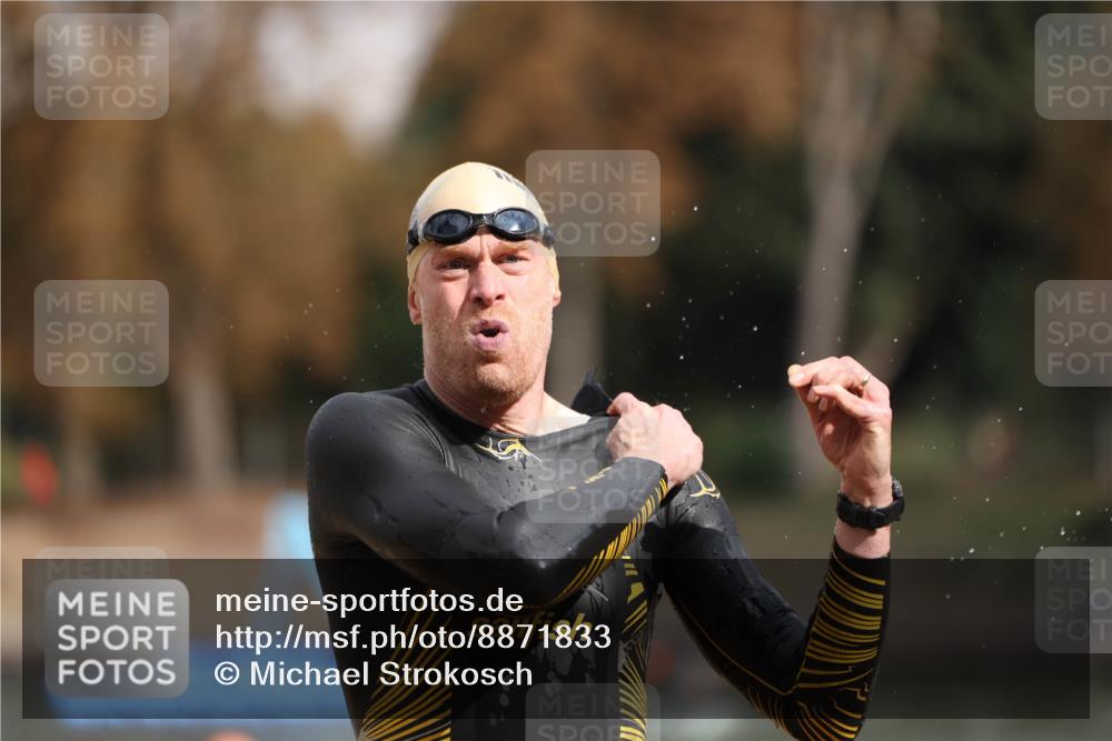14.09.2025 - Stadtparktriathlon Michael Strokosch http://msf.ph/oto/8871833 14.09.2025 11:48:20 Schwimmen 1125 meine-sportfotos.de