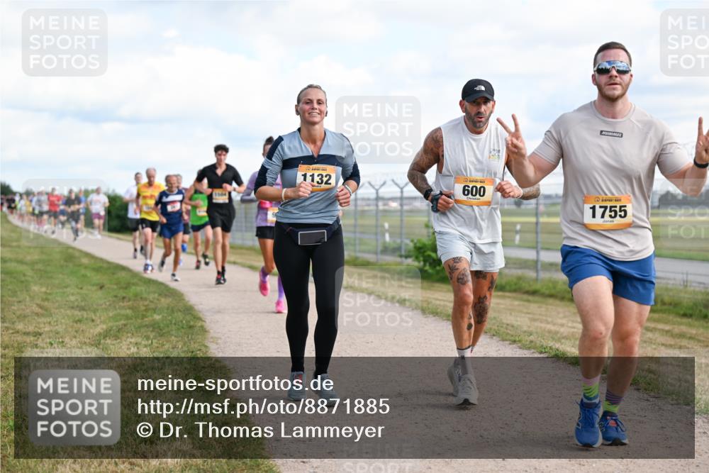 14.09.2025 - Airport Race Dr. Thomas Lammeyer http://msf.ph/oto/8871885 14.09.2025 12:16:28 Laufen 1564, 1132, 600, 1755 meine-sportfotos.de