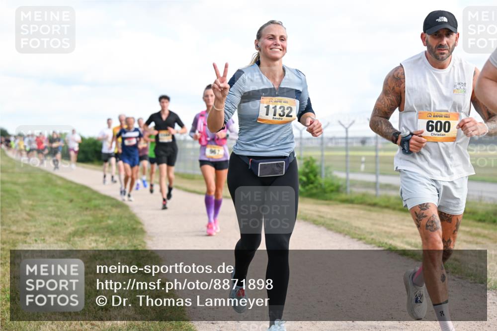 14.09.2025 - Airport Race Dr. Thomas Lammeyer http://msf.ph/oto/8871898 14.09.2025 12:16:29 Laufen 1132, 600 meine-sportfotos.de