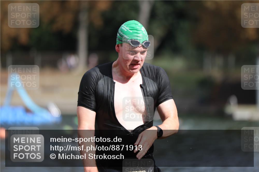 14.09.2025 - Stadtparktriathlon Michael Strokosch http://msf.ph/oto/8871913 14.09.2025 11:49:22 Schwimmen 1178 meine-sportfotos.de