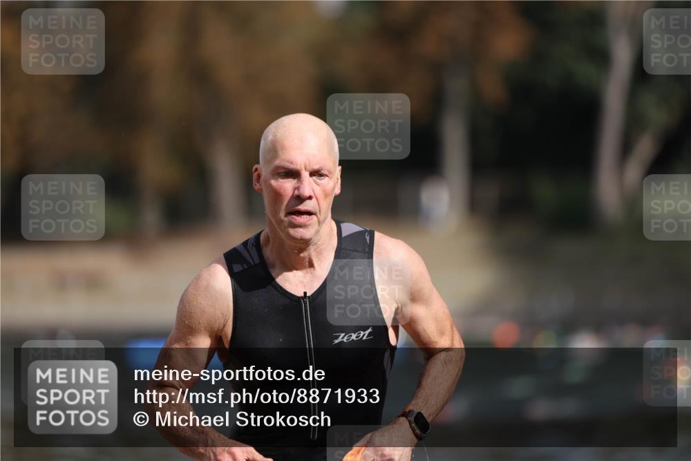 14.09.2025 - Stadtparktriathlon Michael Strokosch http://msf.ph/oto/8871933 14.09.2025 11:49:40 Schwimmen 1209 meine-sportfotos.de