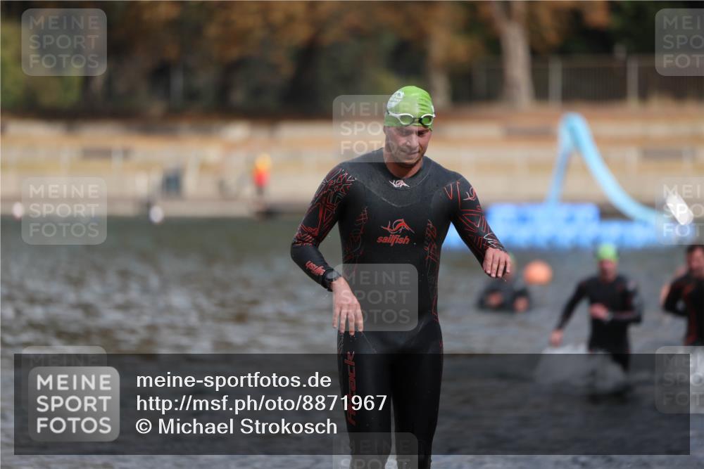 14.09.2025 - Stadtparktriathlon Michael Strokosch http://msf.ph/oto/8871967 14.09.2025 11:50:11 Schwimmen 1162, 1168, 1170, 1174, 1188, 1214 meine-sportfotos.de