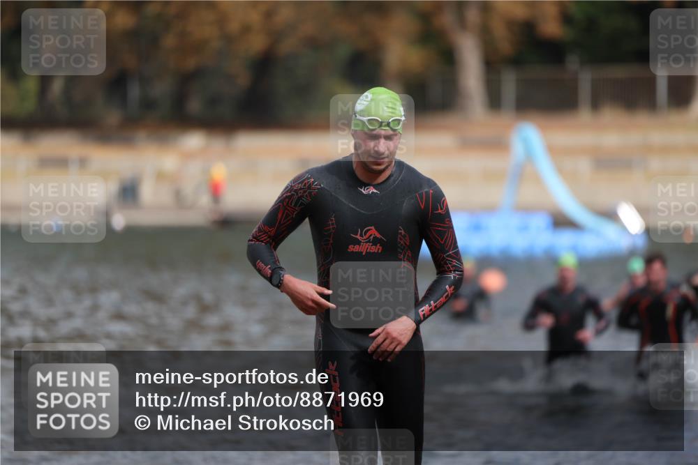 14.09.2025 - Stadtparktriathlon Michael Strokosch http://msf.ph/oto/8871969 14.09.2025 11:50:11 Schwimmen 1162, 1168, 1170, 1174, 1188, 1214 meine-sportfotos.de
