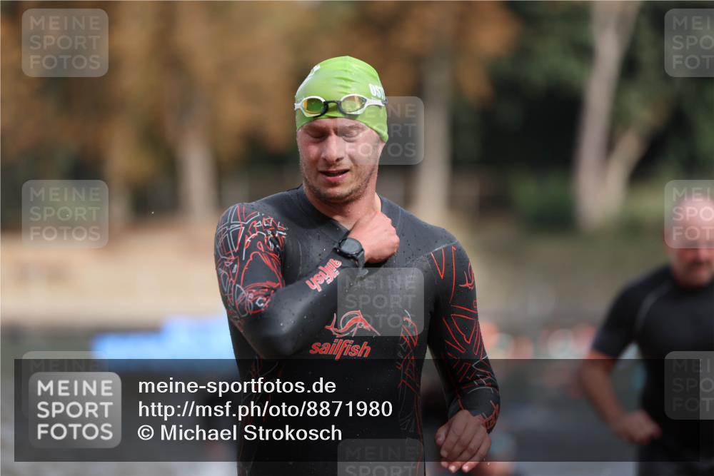 14.09.2025 - Stadtparktriathlon Michael Strokosch http://msf.ph/oto/8871980 14.09.2025 11:50:14 Schwimmen 1162, 1168, 1174, 1188, 1214 meine-sportfotos.de