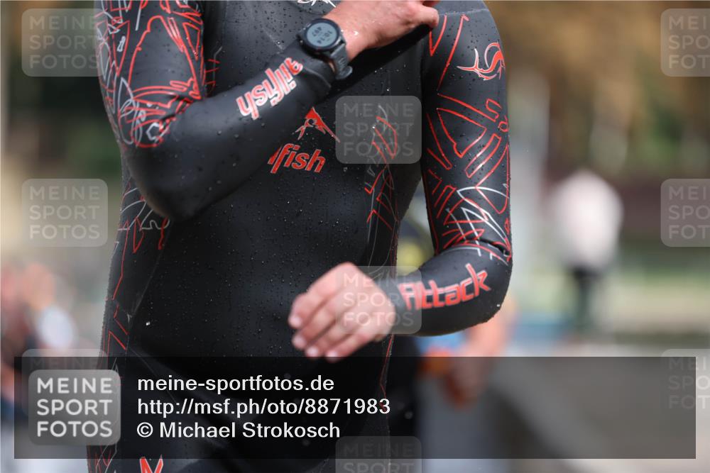 14.09.2025 - Stadtparktriathlon Michael Strokosch http://msf.ph/oto/8871983 14.09.2025 11:50:15 Schwimmen 1162, 1168, 1174, 1188, 1214 meine-sportfotos.de