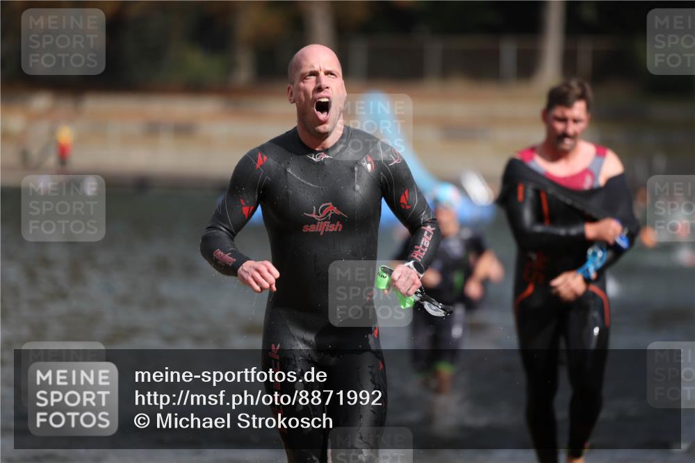 14.09.2025 - Stadtparktriathlon Michael Strokosch http://msf.ph/oto/8871992 14.09.2025 11:50:18 Schwimmen 1162, 1168, 1188, 1194, 1214 meine-sportfotos.de