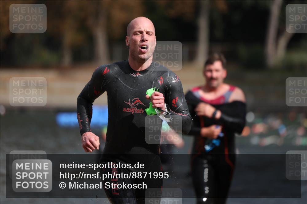 14.09.2025 - Stadtparktriathlon Michael Strokosch http://msf.ph/oto/8871995 14.09.2025 11:50:18 Schwimmen 1162, 1168, 1188, 1194, 1214 meine-sportfotos.de