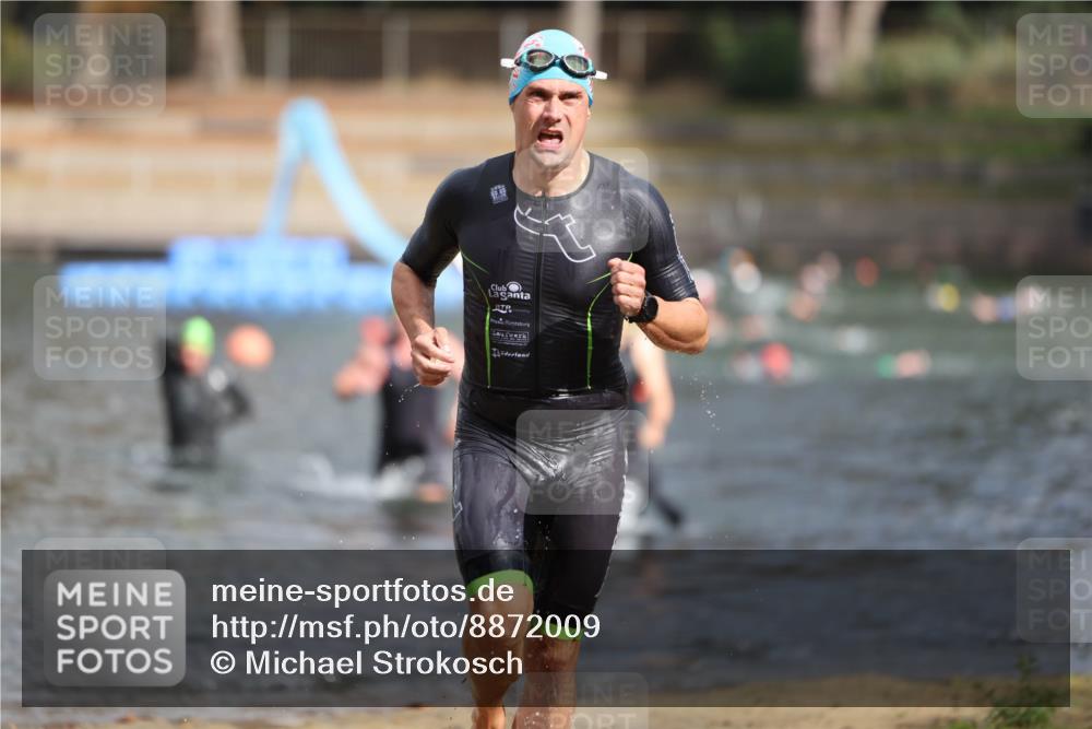 14.09.2025 - Stadtparktriathlon Michael Strokosch http://msf.ph/oto/8872009 14.09.2025 11:50:21 Schwimmen 1162, 1168, 1186, 1188, 1194 meine-sportfotos.de