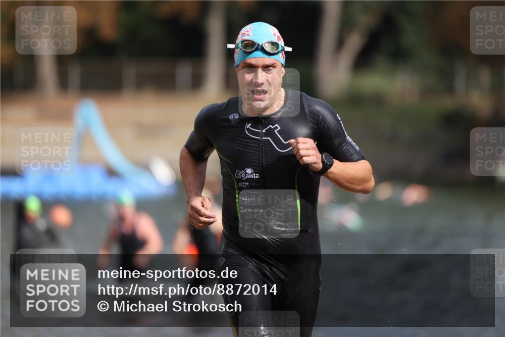 14.09.2025 - Stadtparktriathlon Michael Strokosch http://msf.ph/oto/8872014 14.09.2025 11:50:22 Schwimmen 1162, 1168, 1186, 1188, 1194 meine-sportfotos.de