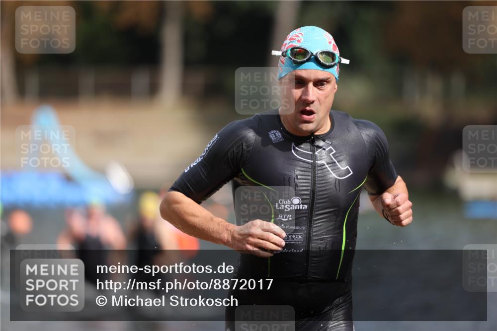 14.09.2025 - Stadtparktriathlon Michael Strokosch http://msf.ph/oto/8872017 14.09.2025 11:50:23 Schwimmen 1162, 1186, 1188, 1194 meine-sportfotos.de