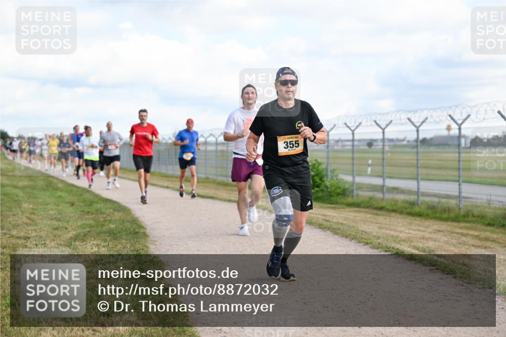 14.09.2025 - Airport Race Dr. Thomas Lammeyer http://msf.ph/oto/8872032 14.09.2025 12:16:39 Laufen 355 meine-sportfotos.de