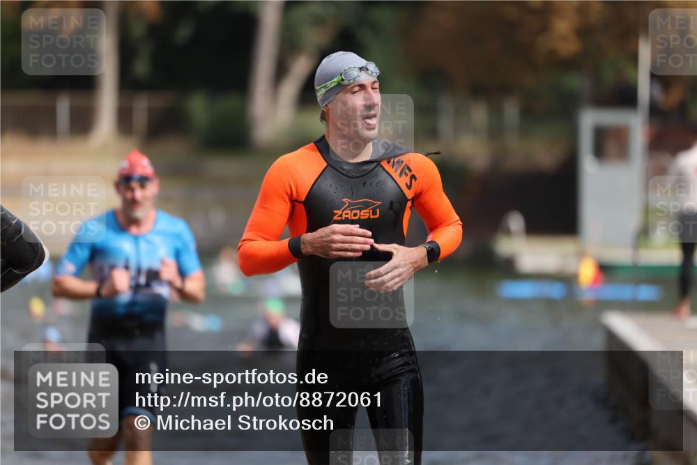 14.09.2025 - Stadtparktriathlon Michael Strokosch http://msf.ph/oto/8872061 14.09.2025 11:50:36 Schwimmen 1144, 1146, 1164 meine-sportfotos.de