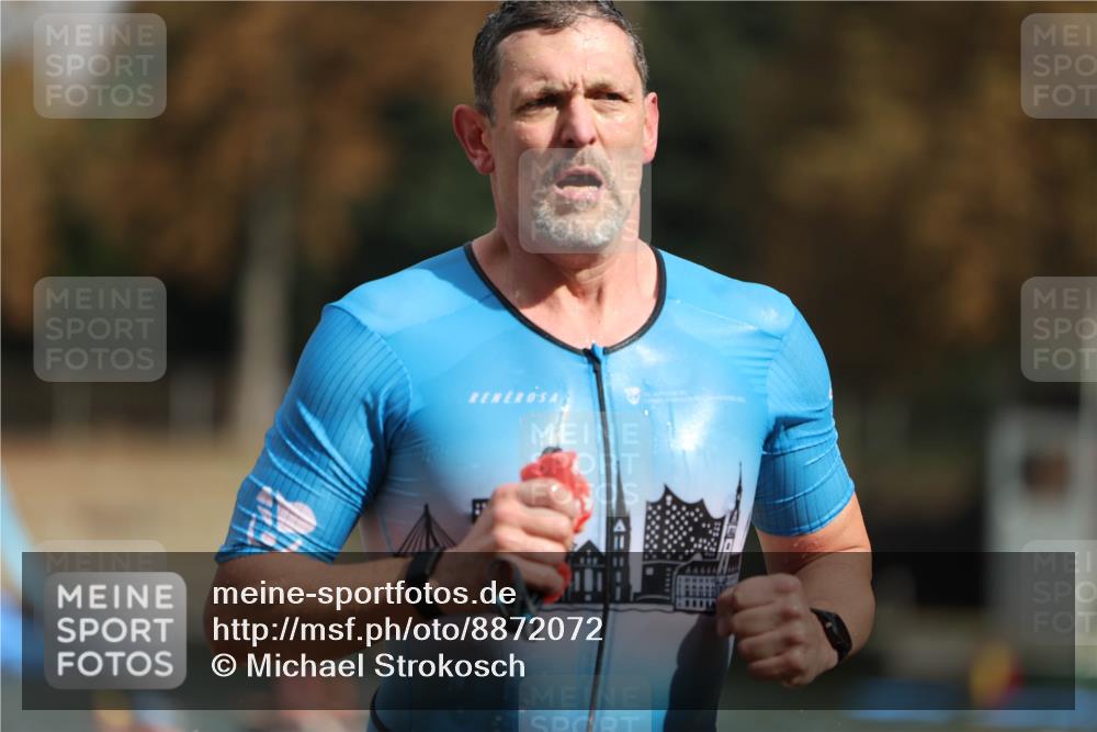14.09.2025 - Stadtparktriathlon Michael Strokosch http://msf.ph/oto/8872072 14.09.2025 11:50:40 Schwimmen 1144, 1146, 1164 meine-sportfotos.de