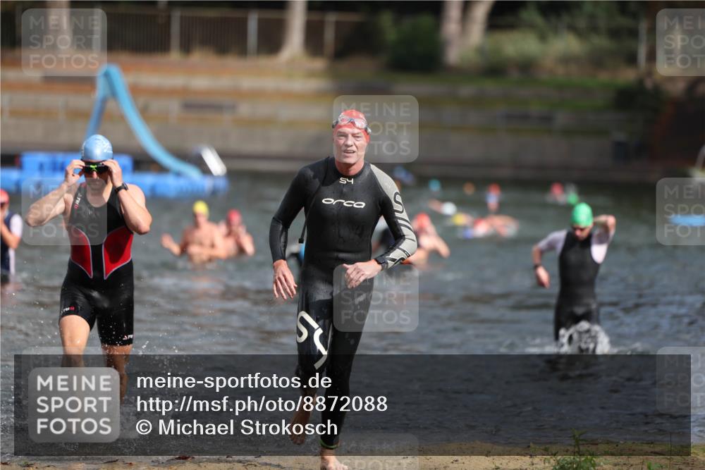 14.09.2025 - Stadtparktriathlon Michael Strokosch http://msf.ph/oto/8872088 14.09.2025 11:50:51 Schwimmen 1124, 1173 meine-sportfotos.de