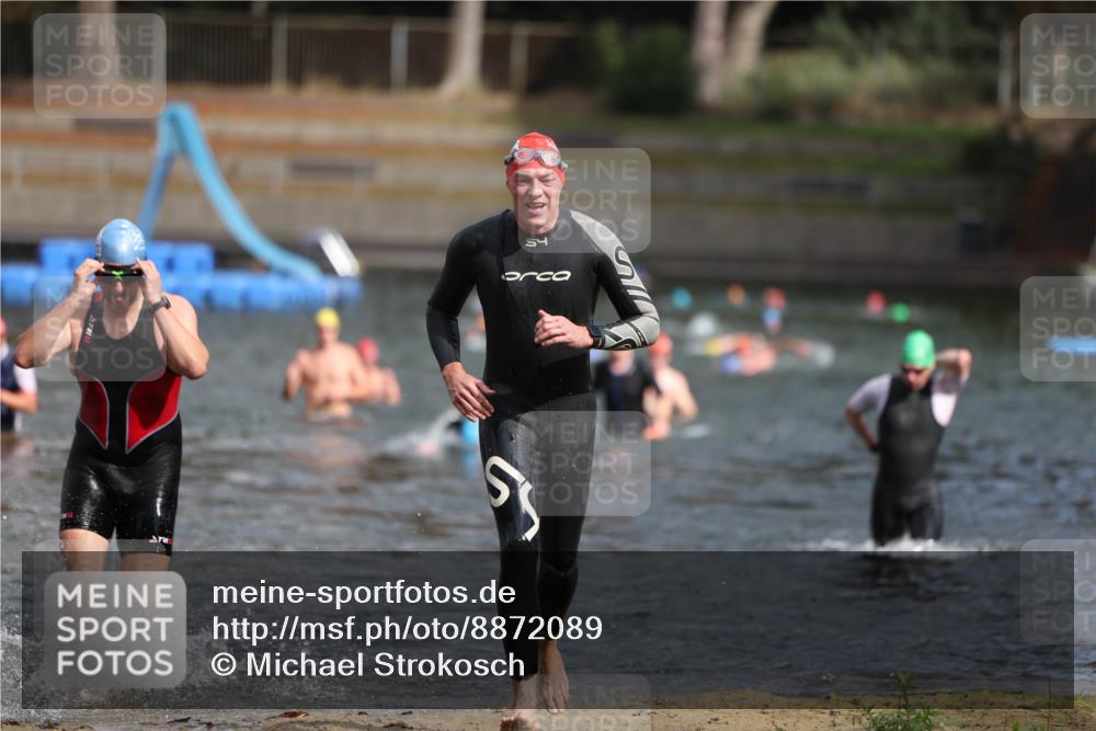 14.09.2025 - Stadtparktriathlon Michael Strokosch http://msf.ph/oto/8872089 14.09.2025 11:50:51 Schwimmen 1124, 1173 meine-sportfotos.de