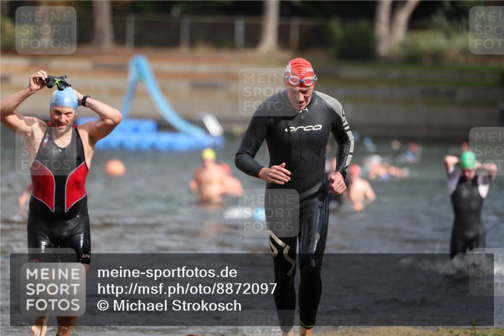 14.09.2025 - Stadtparktriathlon Michael Strokosch http://msf.ph/oto/8872097 14.09.2025 11:50:52 Schwimmen 1124, 1173 meine-sportfotos.de