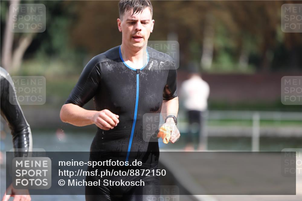 14.09.2025 - Stadtparktriathlon Michael Strokosch http://msf.ph/oto/8872150 14.09.2025 11:51:10 Schwimmen 1123, 1133, 1153, 1172, 1199, 1205, 1219 meine-sportfotos.de