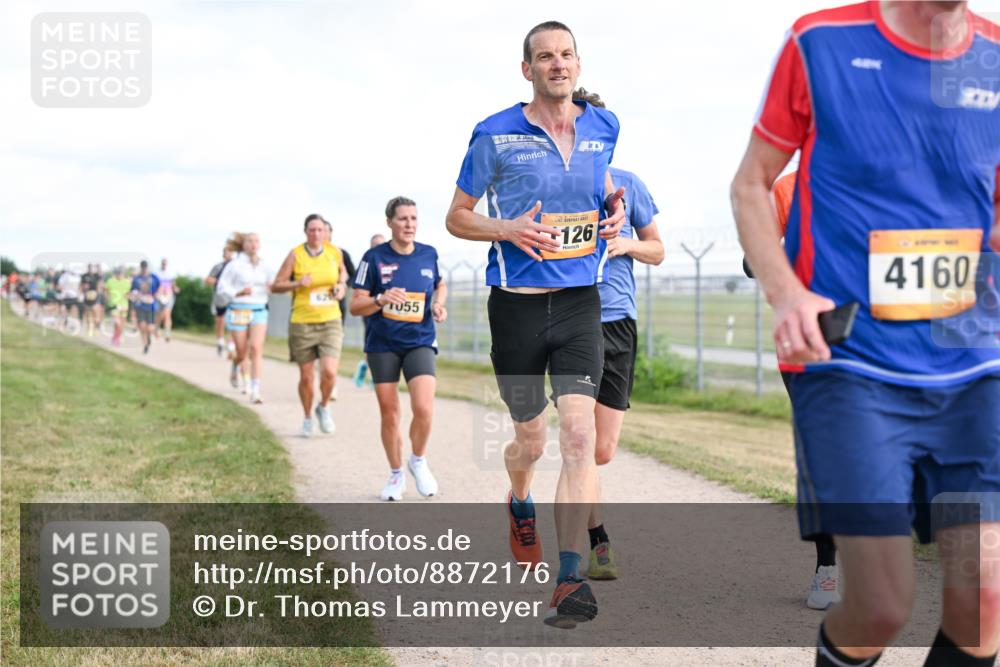 14.09.2025 - Airport Race Dr. Thomas Lammeyer http://msf.ph/oto/8872176 14.09.2025 12:16:49 Laufen 055, 126, 4160 meine-sportfotos.de