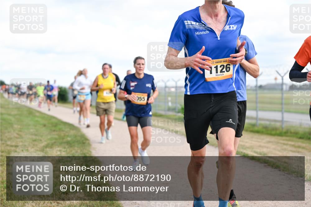 14.09.2025 - Airport Race Dr. Thomas Lammeyer http://msf.ph/oto/8872190 14.09.2025 12:16:50 Laufen 055, 1126 meine-sportfotos.de