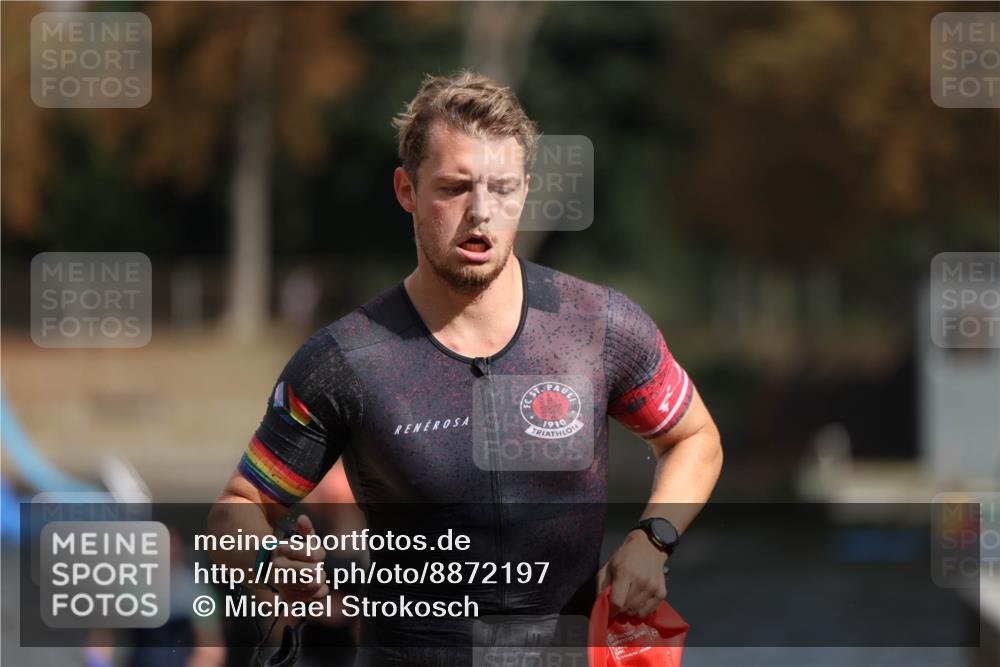 14.09.2025 - Stadtparktriathlon Michael Strokosch http://msf.ph/oto/8872197 14.09.2025 11:51:26 Schwimmen 1129, 1139, 1203, 1212 meine-sportfotos.de