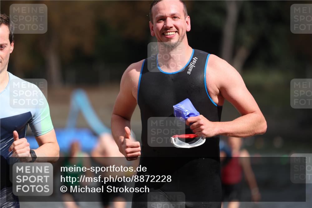 14.09.2025 - Stadtparktriathlon Michael Strokosch http://msf.ph/oto/8872228 14.09.2025 11:51:35 Schwimmen 1122, 1129, 1132, 1139, 1147, 1180 meine-sportfotos.de