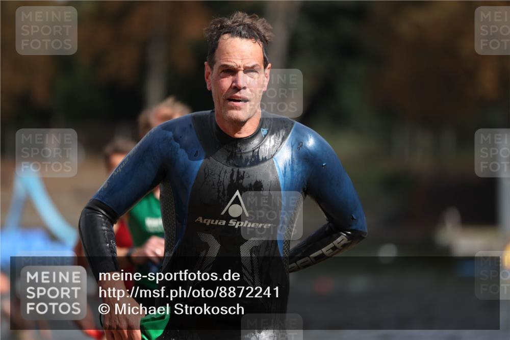 14.09.2025 - Stadtparktriathlon Michael Strokosch http://msf.ph/oto/8872241 14.09.2025 11:51:43 Schwimmen 1122, 1132, 1147, 1180, 1189 meine-sportfotos.de