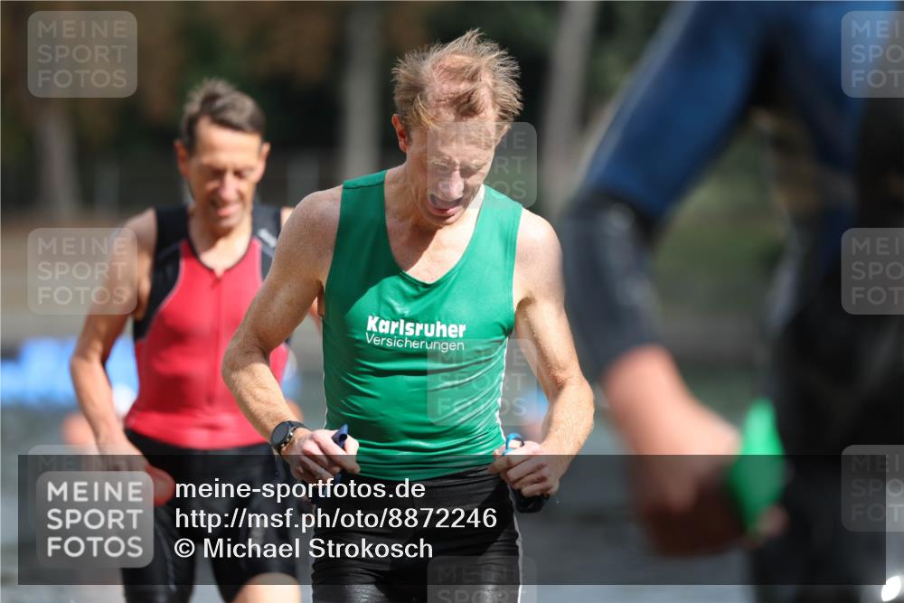 14.09.2025 - Stadtparktriathlon Michael Strokosch http://msf.ph/oto/8872246 14.09.2025 11:51:44 Schwimmen 1132, 1147, 1180, 1189 meine-sportfotos.de