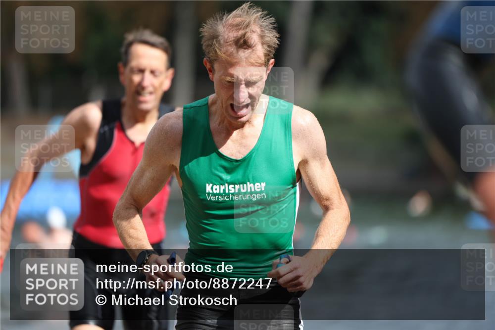 14.09.2025 - Stadtparktriathlon Michael Strokosch http://msf.ph/oto/8872247 14.09.2025 11:51:44 Schwimmen 1132, 1147, 1180, 1189 meine-sportfotos.de