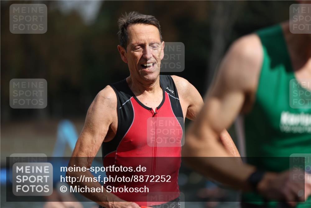 14.09.2025 - Stadtparktriathlon Michael Strokosch http://msf.ph/oto/8872252 14.09.2025 11:51:45 Schwimmen 1132, 1147, 1180, 1189 meine-sportfotos.de