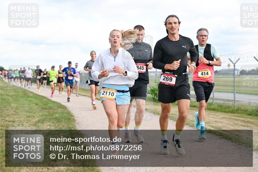 14.09.2025 - Airport Race Dr. Thomas Lammeyer http://msf.ph/oto/8872256 14.09.2025 12:16:54 Laufen 16, 2110, 845, 269, 414 meine-sportfotos.de