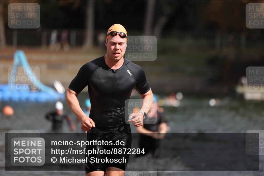 14.09.2025 - Stadtparktriathlon Michael Strokosch http://msf.ph/oto/8872284 14.09.2025 11:51:59 Schwimmen 1137, 1160, 1189, 1193 meine-sportfotos.de