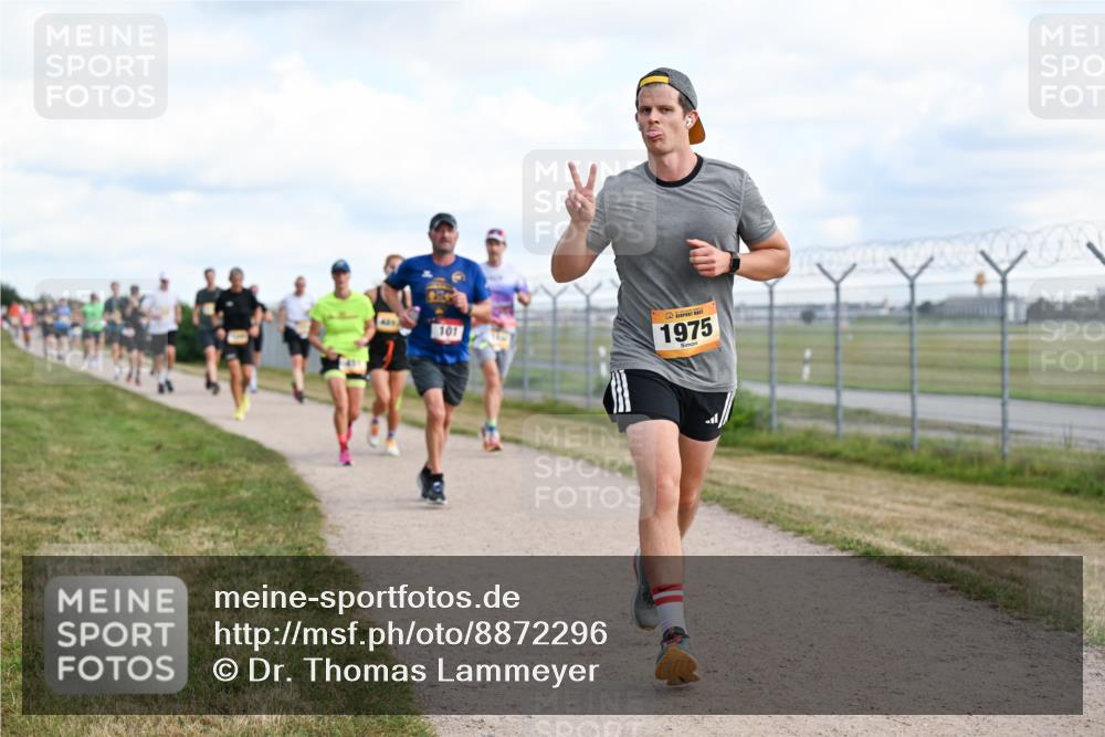 14.09.2025 - Airport Race Dr. Thomas Lammeyer http://msf.ph/oto/8872296 14.09.2025 12:16:57 Laufen 101, 1975 meine-sportfotos.de