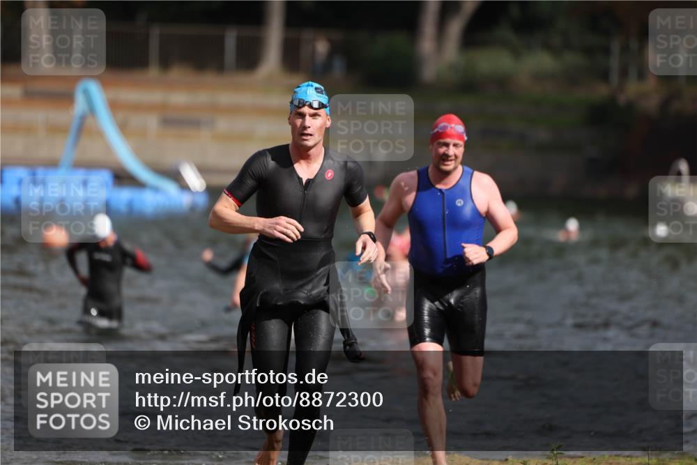 14.09.2025 - Stadtparktriathlon Michael Strokosch http://msf.ph/oto/8872300 14.09.2025 11:52:06 Schwimmen 1143, 1160, 1193, 1211 meine-sportfotos.de