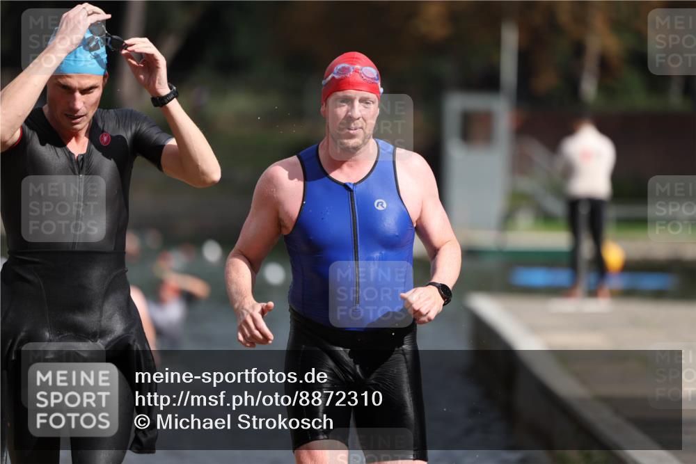 14.09.2025 - Stadtparktriathlon Michael Strokosch http://msf.ph/oto/8872310 14.09.2025 11:52:08 Schwimmen 1143, 1160, 1193, 1211 meine-sportfotos.de