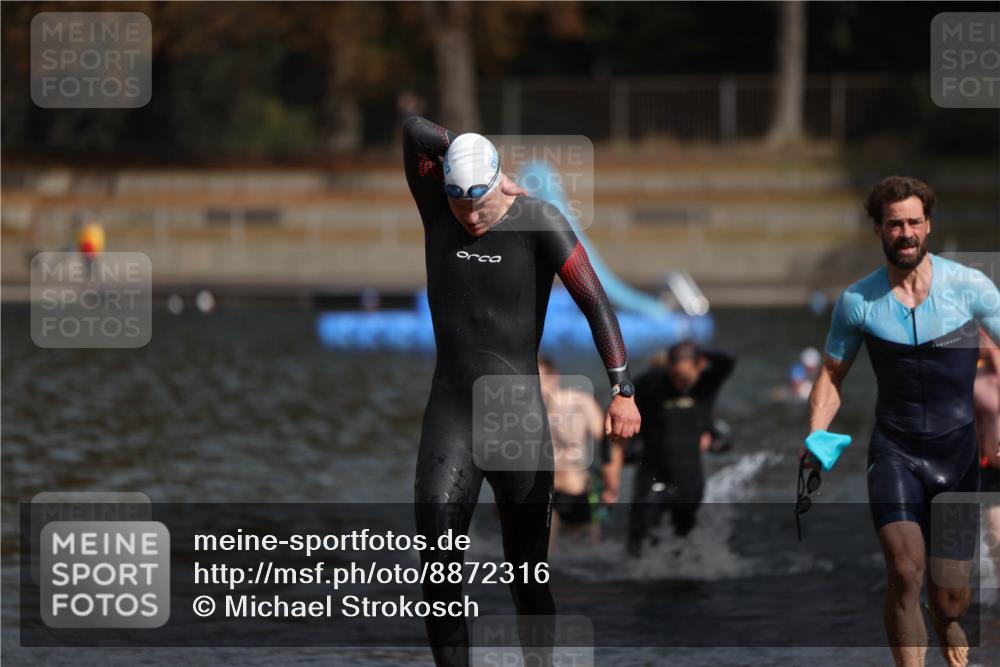 14.09.2025 - Stadtparktriathlon Michael Strokosch http://msf.ph/oto/8872316 14.09.2025 11:52:16 Schwimmen 1128, 1143, 1150, 1156, 1171, 1187, 1211 meine-sportfotos.de