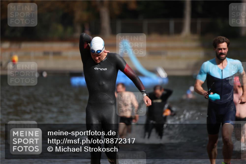 14.09.2025 - Stadtparktriathlon Michael Strokosch http://msf.ph/oto/8872317 14.09.2025 11:52:16 Schwimmen 1128, 1143, 1150, 1156, 1171, 1187, 1211 meine-sportfotos.de