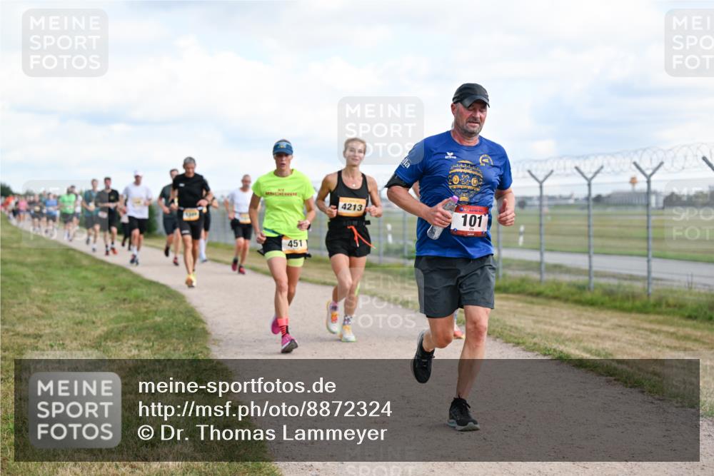 14.09.2025 - Airport Race Dr. Thomas Lammeyer http://msf.ph/oto/8872324 14.09.2025 12:16:59 Laufen 451, 4213, 101 meine-sportfotos.de
