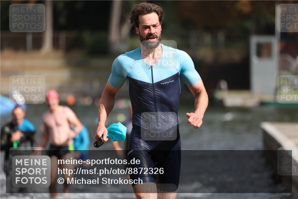 14.09.2025 - Stadtparktriathlon Michael Strokosch http://msf.ph/oto/8872326 14.09.2025 11:52:18 Schwimmen 1128, 1143, 1150, 1156, 1171, 1187, 1202, 1211 meine-sportfotos.de