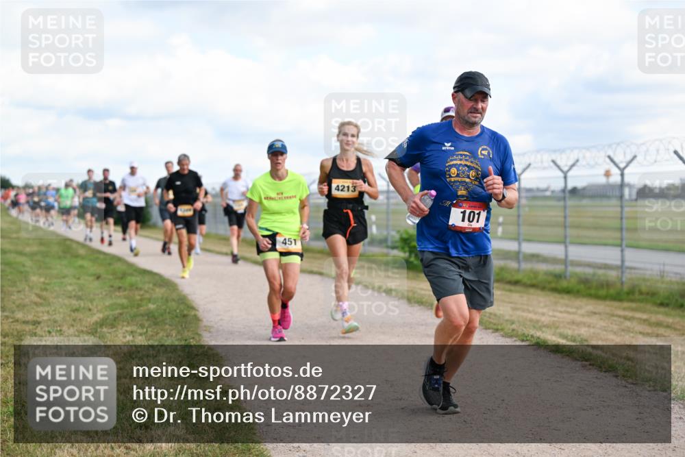 14.09.2025 - Airport Race Dr. Thomas Lammeyer http://msf.ph/oto/8872327 14.09.2025 12:16:59 Laufen 451, 4213, 101 meine-sportfotos.de