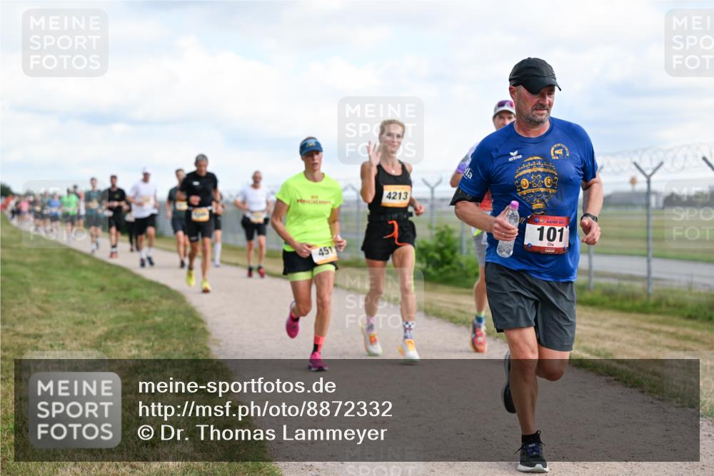 14.09.2025 - Airport Race Dr. Thomas Lammeyer http://msf.ph/oto/8872332 14.09.2025 12:17:00 Laufen 451, 4213, 101 meine-sportfotos.de